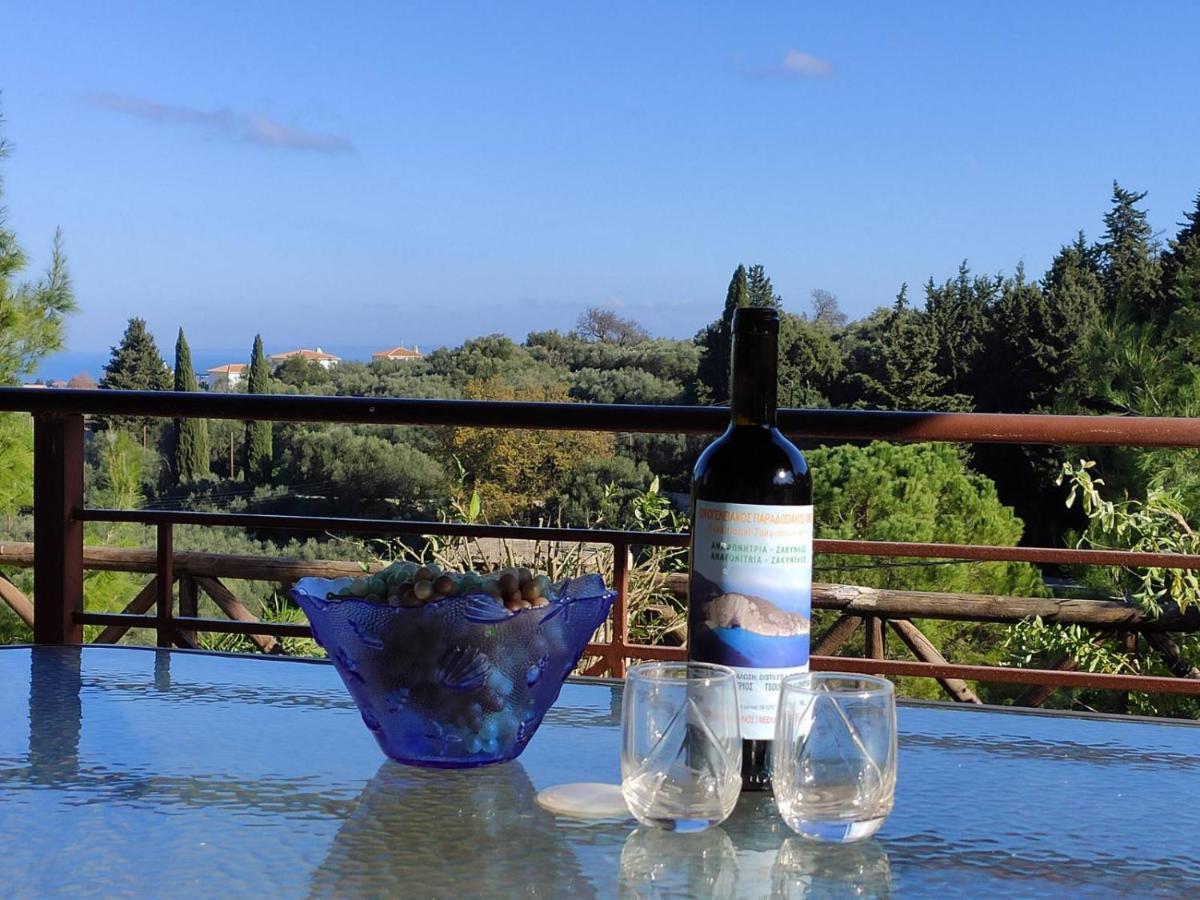 Vozas Villas - Traditional Houses With Great View Tragaki Bagian luar foto