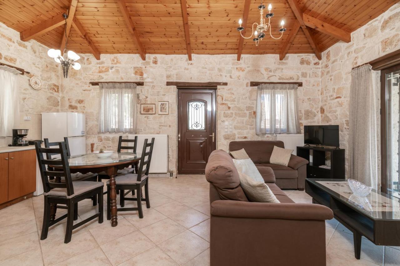 Vozas Villas - Traditional Houses With Great View Tragaki Bagian luar foto