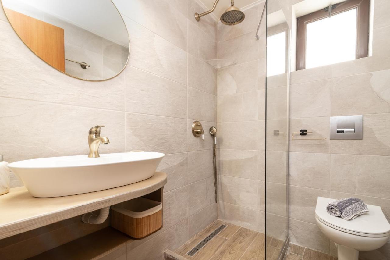 Vozas Villas - Traditional Houses With Great View Tragaki Bagian luar foto